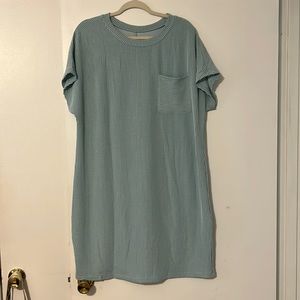 XL Green Ribbed Pocket Short Sleeve Shirt Dress - Never Worn